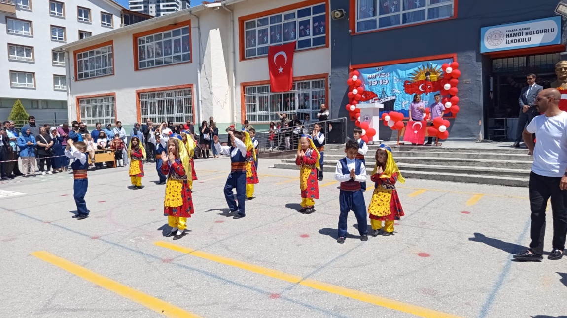 19 Mayıs Atatürk'ü anma ve Gennçlik ve spor Bayramı Okulumuzda Coşkulu bir Törenle Kutlandı.